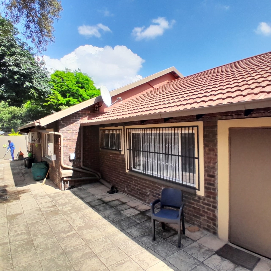 3 Bedroom Property for Sale in Safari Gardens North West